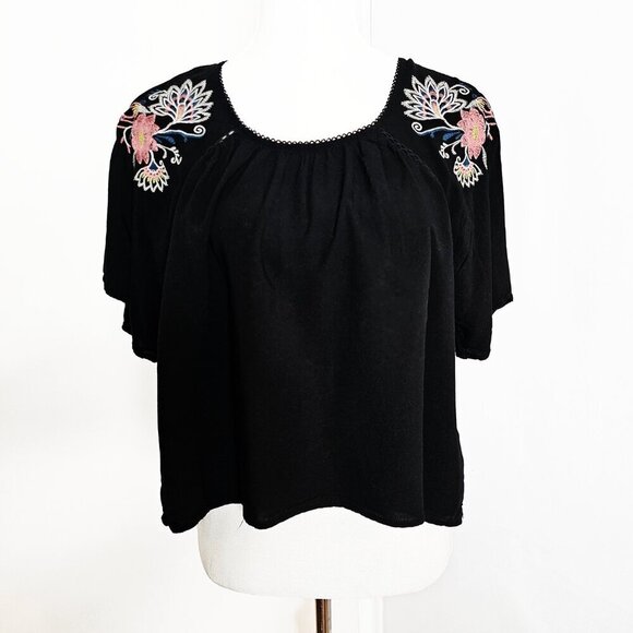 Black Embroidered Low High Top - Picture 1 of 5